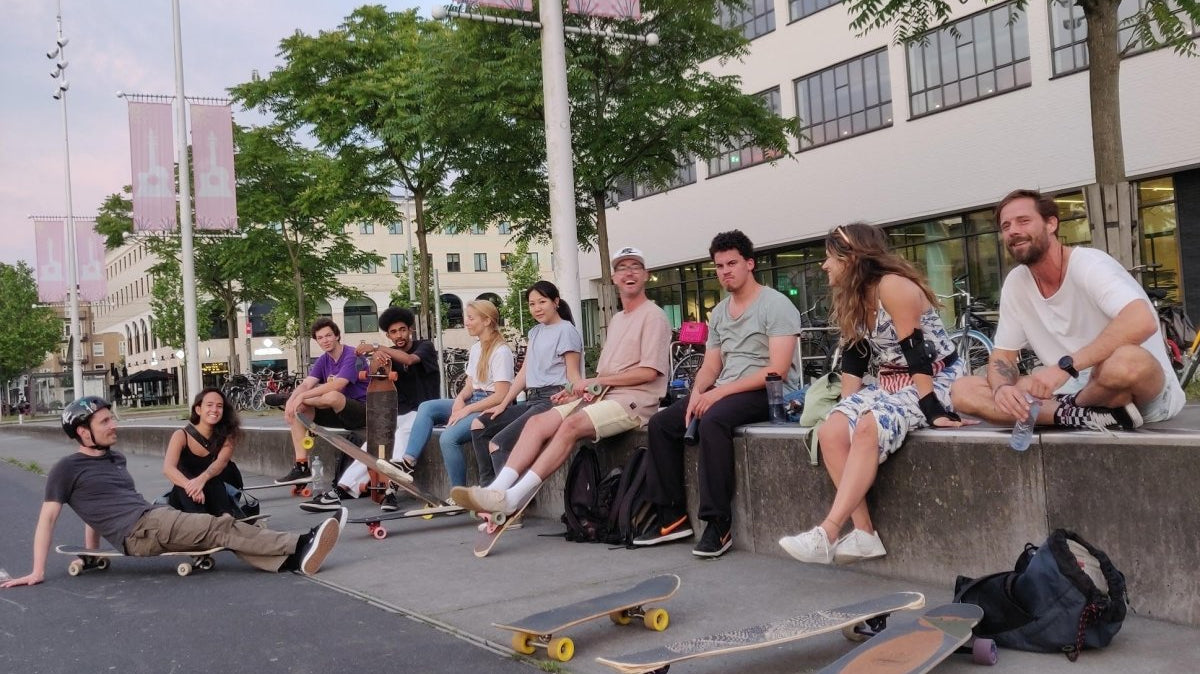 Community Profile: Longboarding.Amsterdam - True Supplies