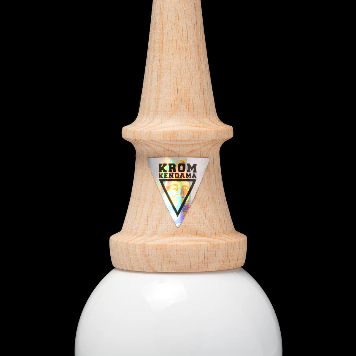 krom_pop_lol_white