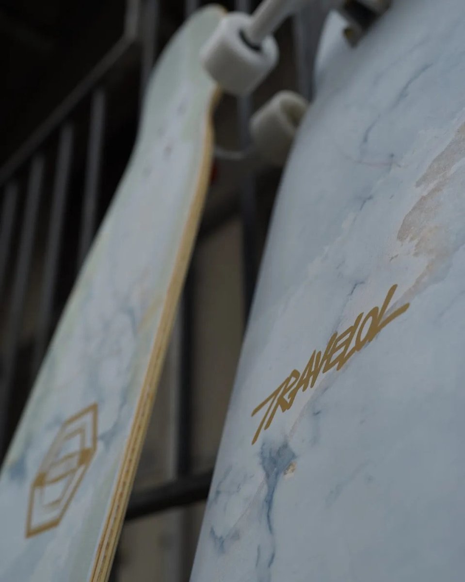 Travelol - Marble 43 White____True Supplies