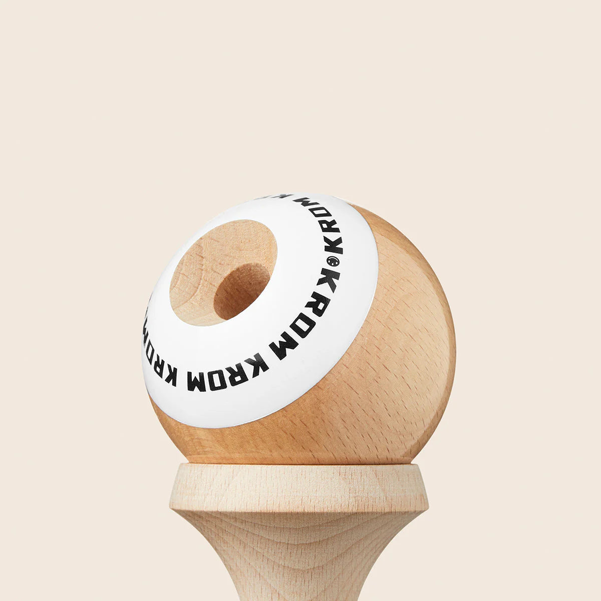 krom_pop_lol_naked